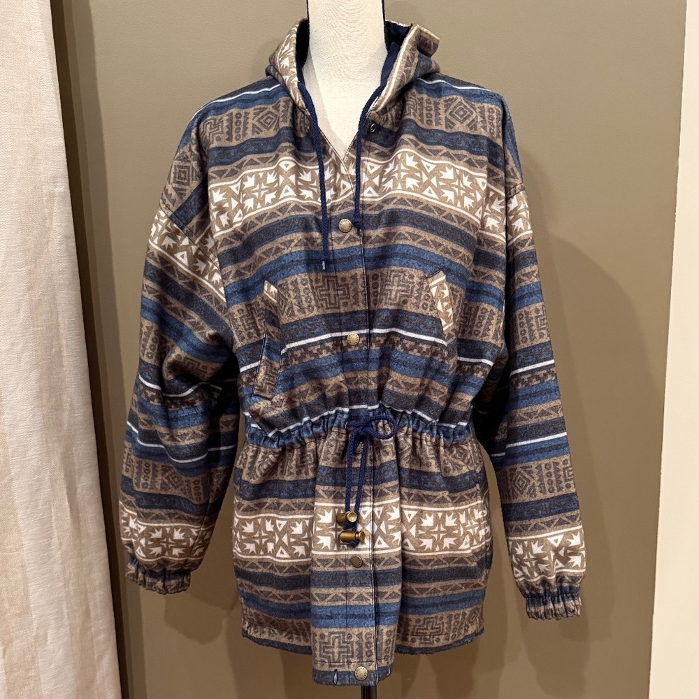 Casual Club Vintage reversible snap jacket with Aztec southwest fleece, Size Med